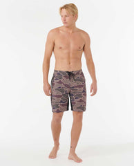 Mirage 3-2-One Eddie Would Go Ultimate 19" Boardshorts