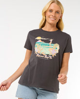 Gliding Standard Tee