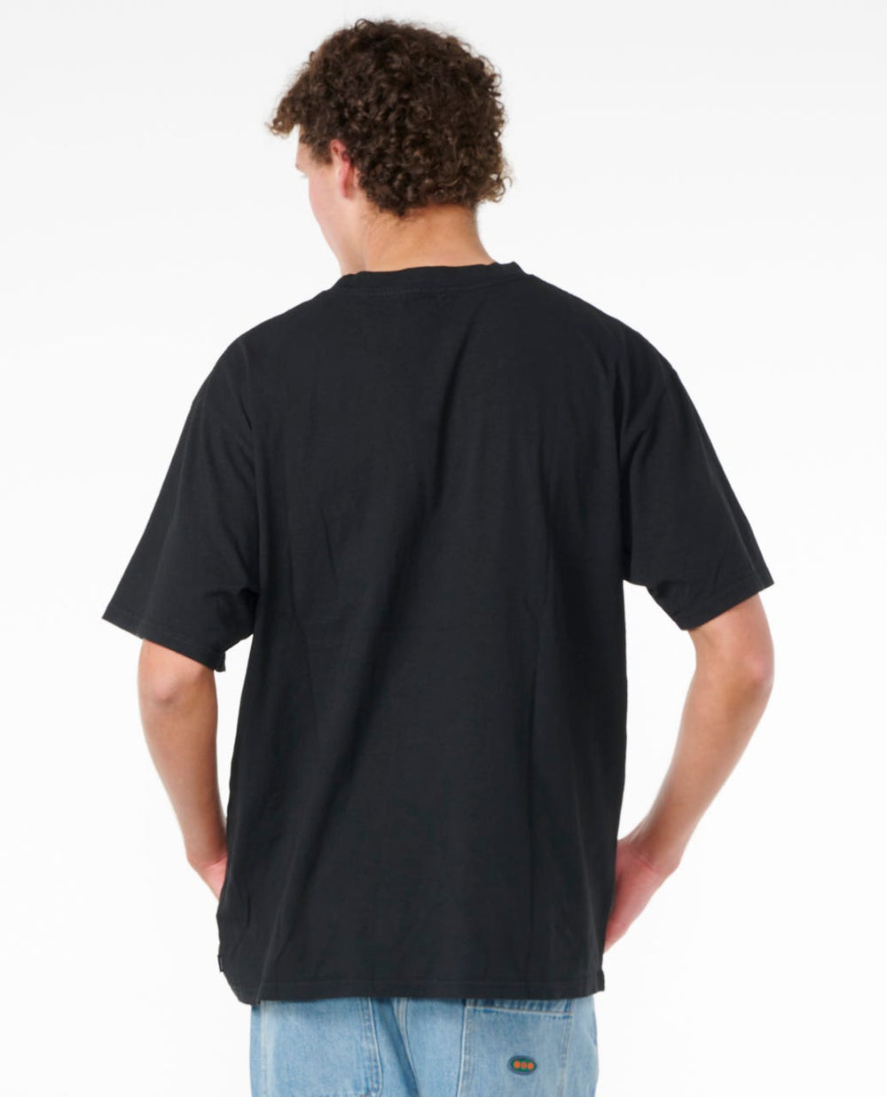 Fade Out Embroid Loose Tee
