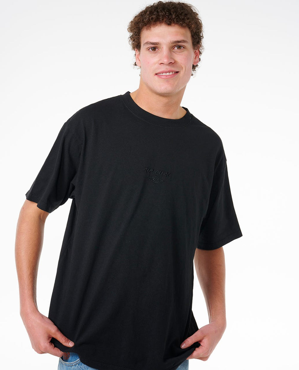 Fade Out Embroid Loose Tee