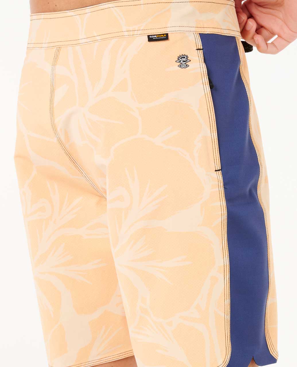 Mirage 3-2-One Ultimate 19" Boardshort