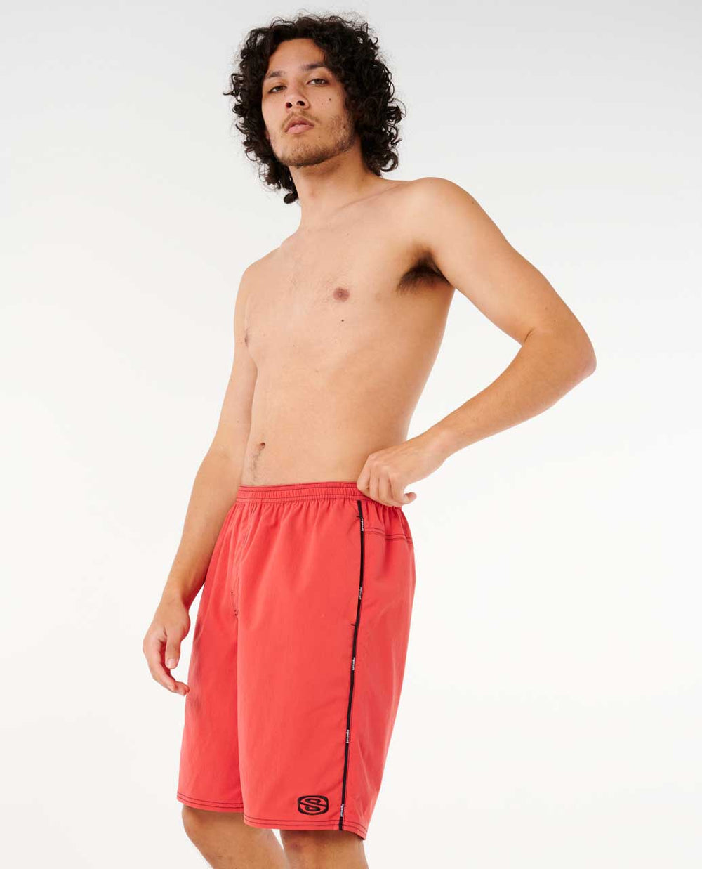 Archive 20" Volley