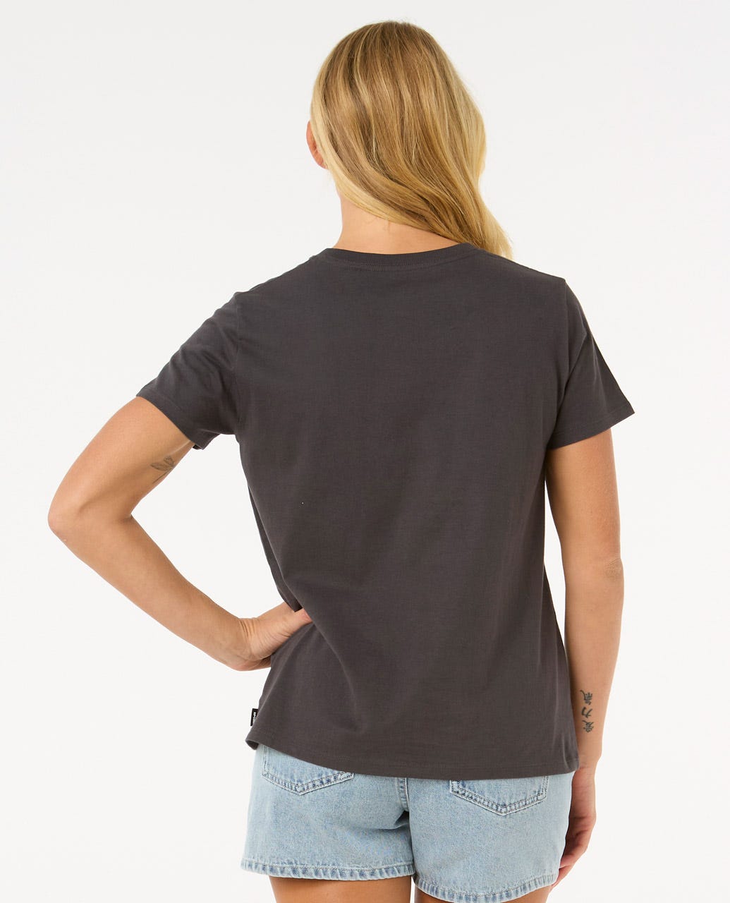 Gliding Standard Tee
