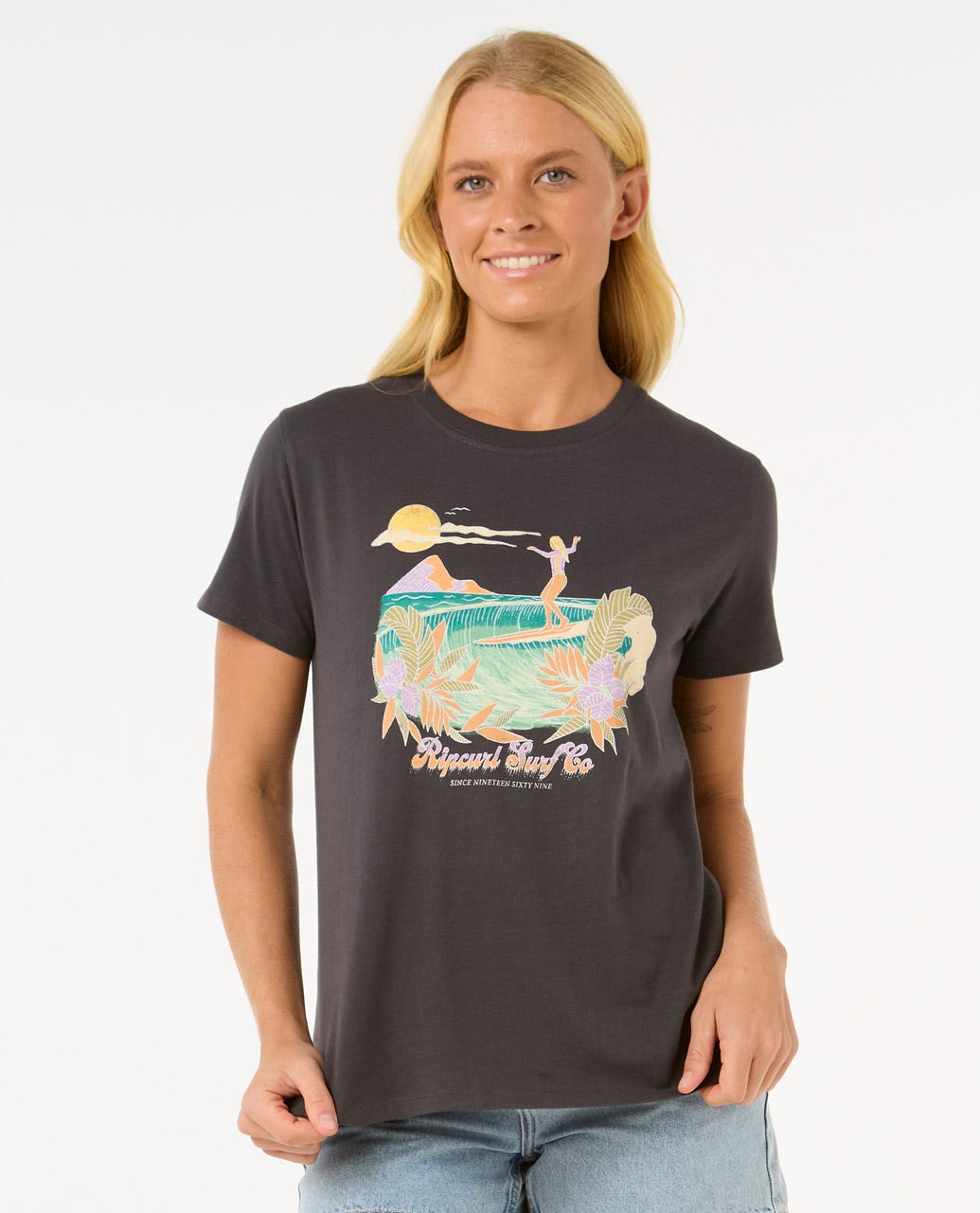 Gliding Standard Tee