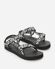 Searcher 2.0 Bloom Open Toe Sandals